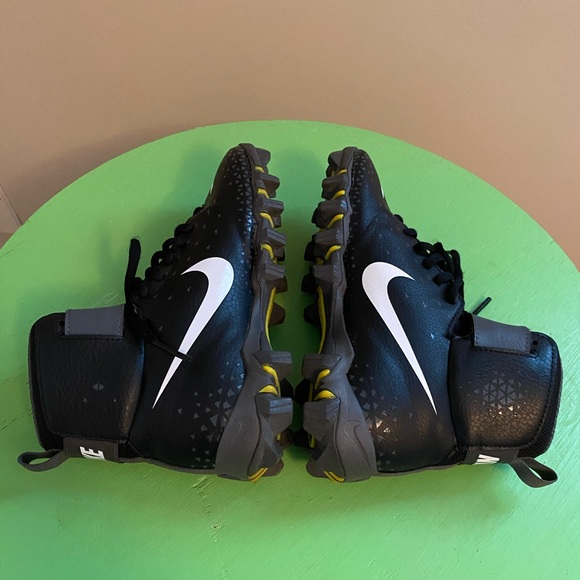 Nike Shoes | Nike Fastflex Football Cleats | Poshmark